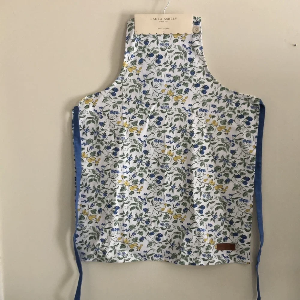 Laura Ashley Cambrian BERRIES Chef Apron